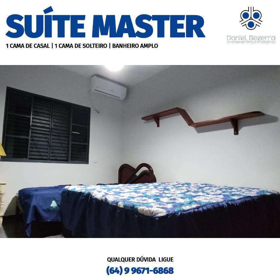 Casa Com Piscina, Churrasqueira, 3 Com Ar Condicionado * Caldas Novas